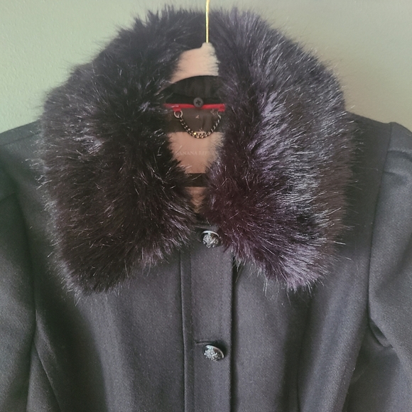 Banana Republic Faux Fur Trim Bow Coat, Size Small - Picture 3 of 8